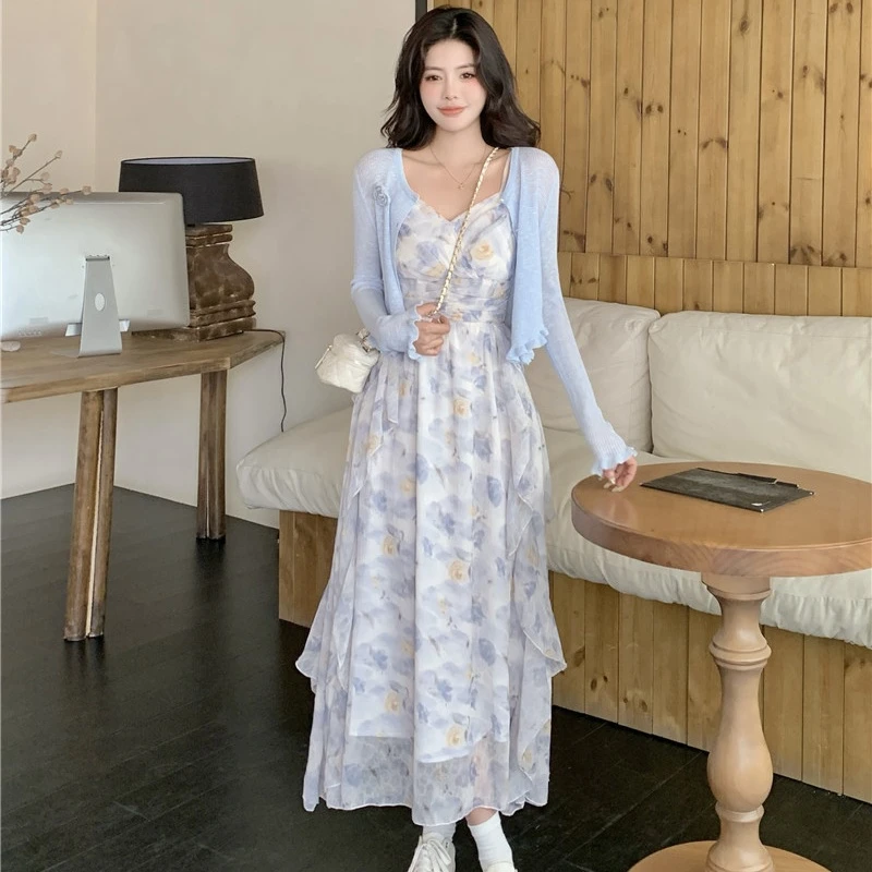 时尚洋气荷叶边碎花吊带连衣裙女春夏2025新款小清新收腰显瘦长裙