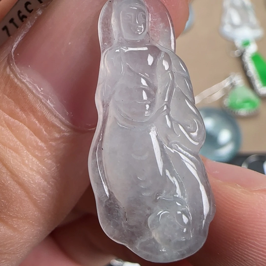 翡翠未镶嵌颈饰