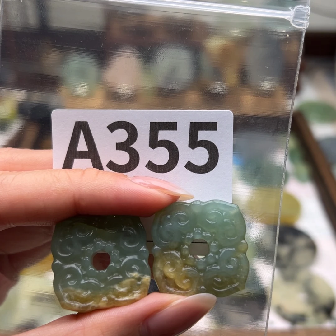 蛇纹石玉未镶嵌颈饰小***经