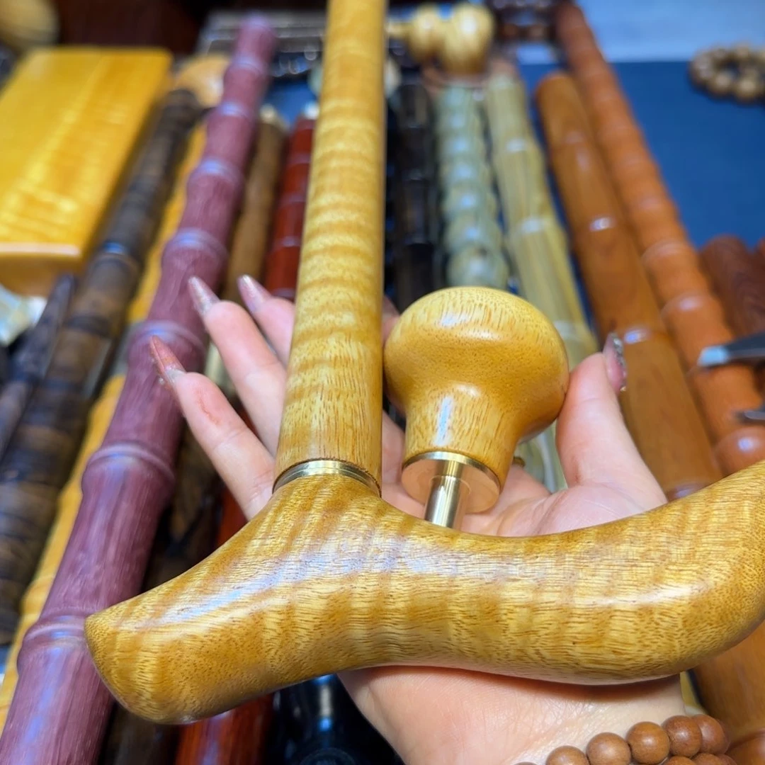 核桃木/黑胡桃（胡桃木）泰**刻