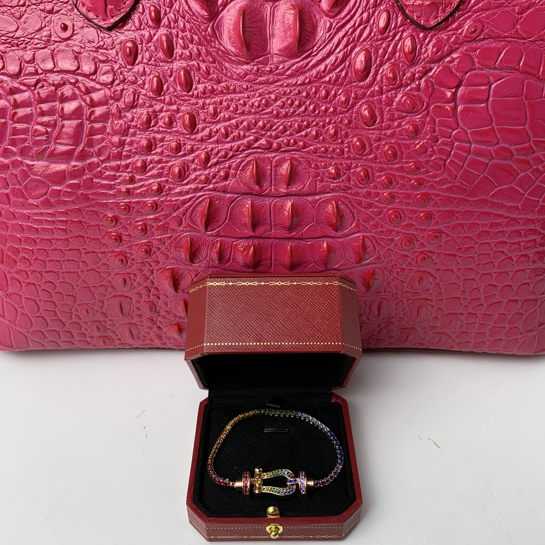 4035【LIANBANGH.K】时尚优雅手链