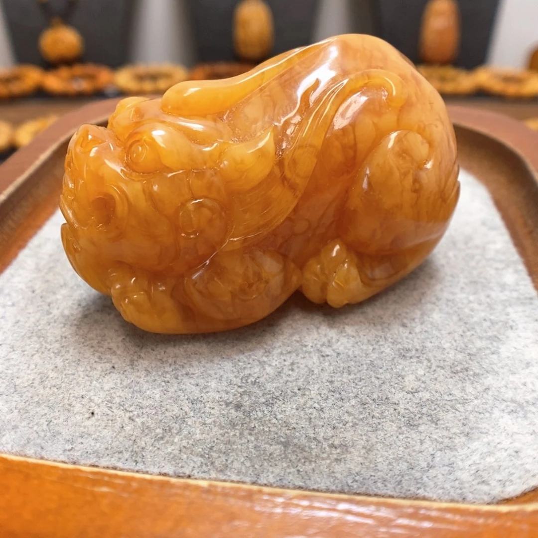 未镶嵌颈饰蜜蜡定制