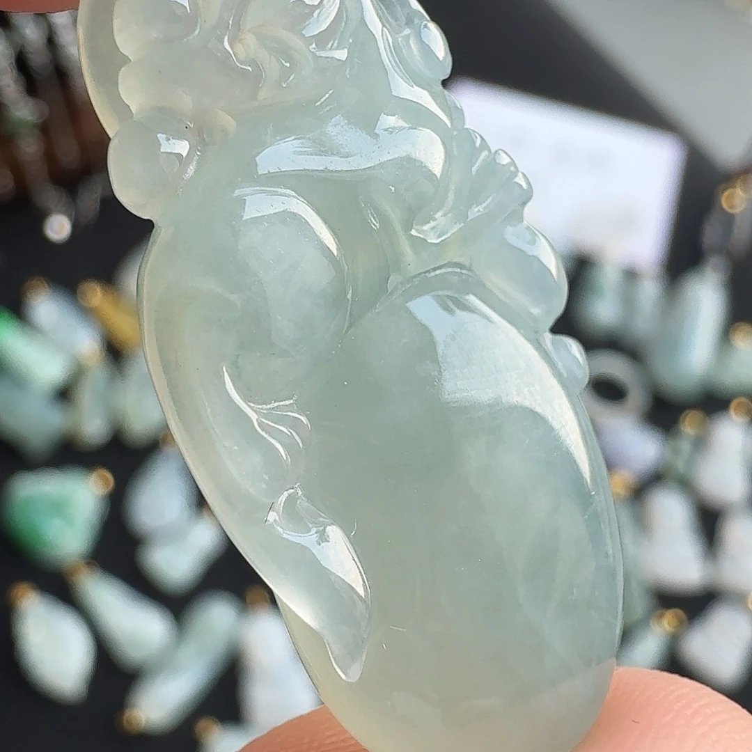 翡翠未镶嵌手链貔貅