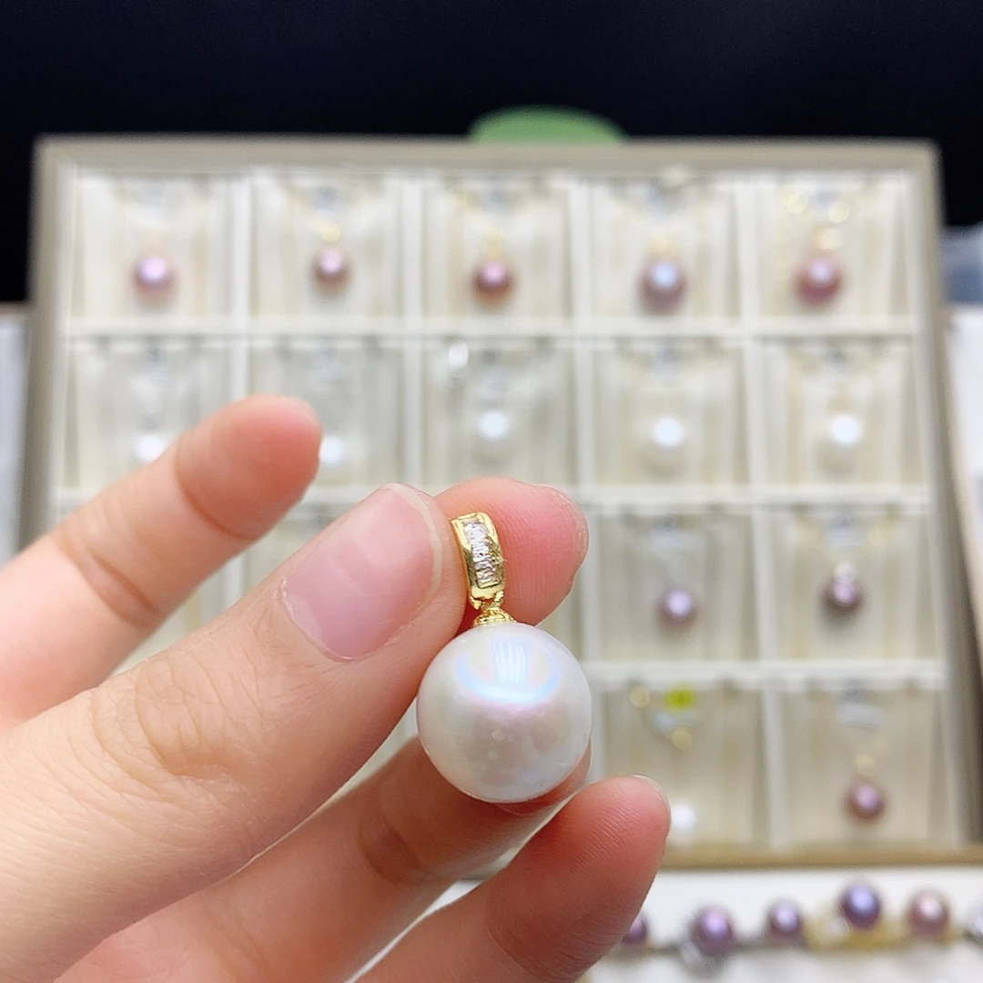 淡水珍珠颈饰合金