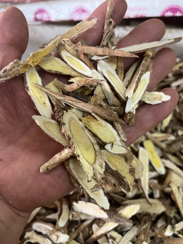 【野黄芪小片福利来了可搭配枸杞煮水，煲汤，炖肉250克