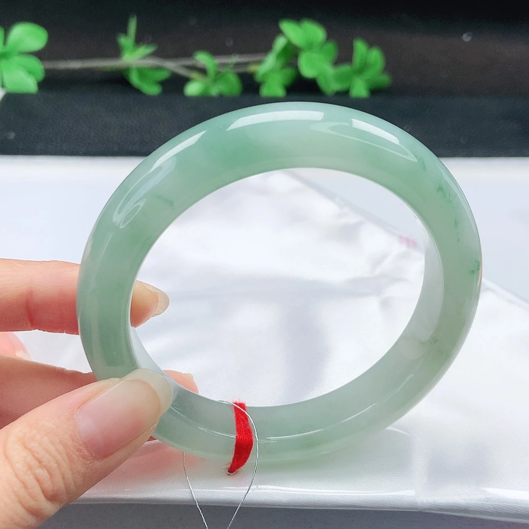 未镶嵌手镯翡翠60圈