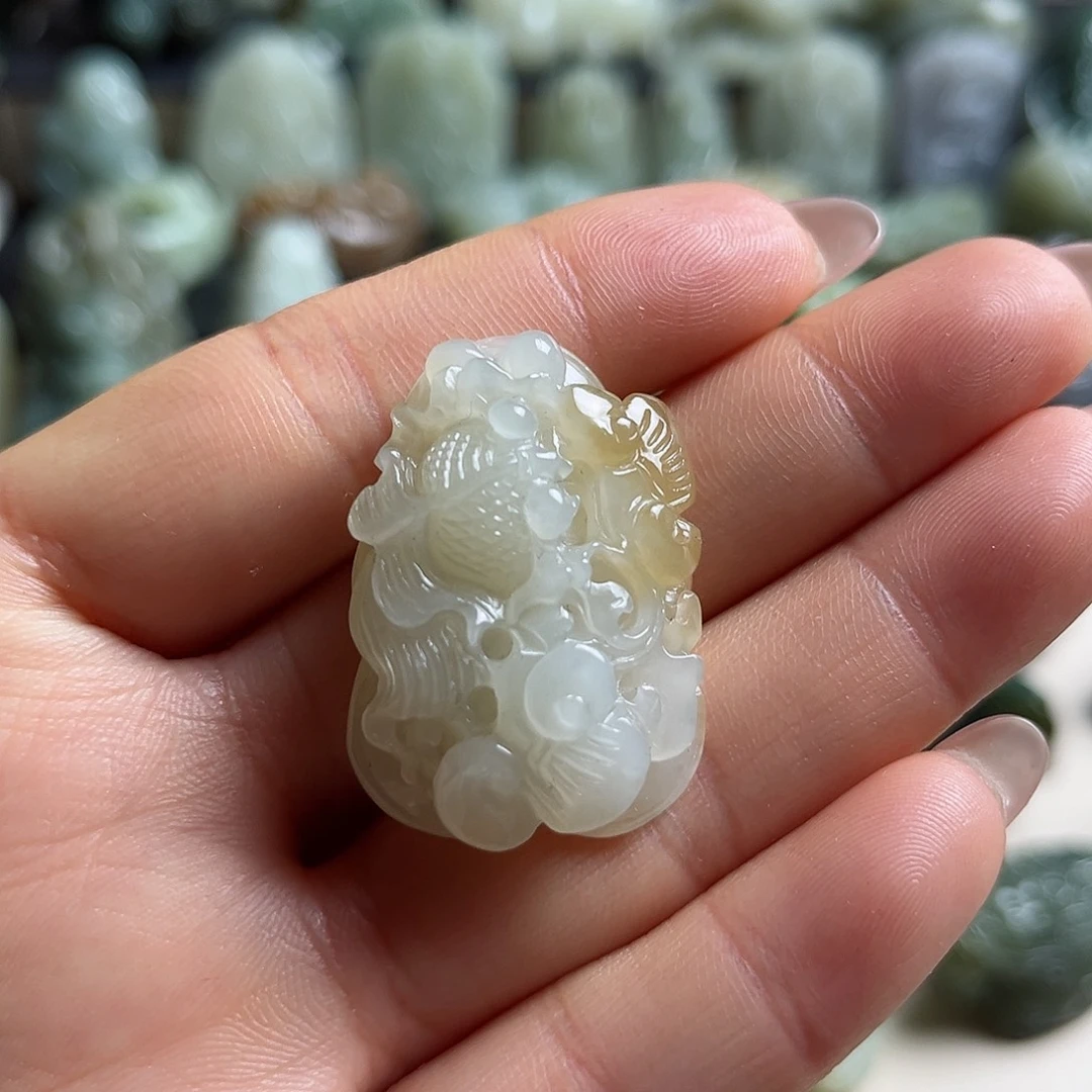 未镶嵌和田玉挂件