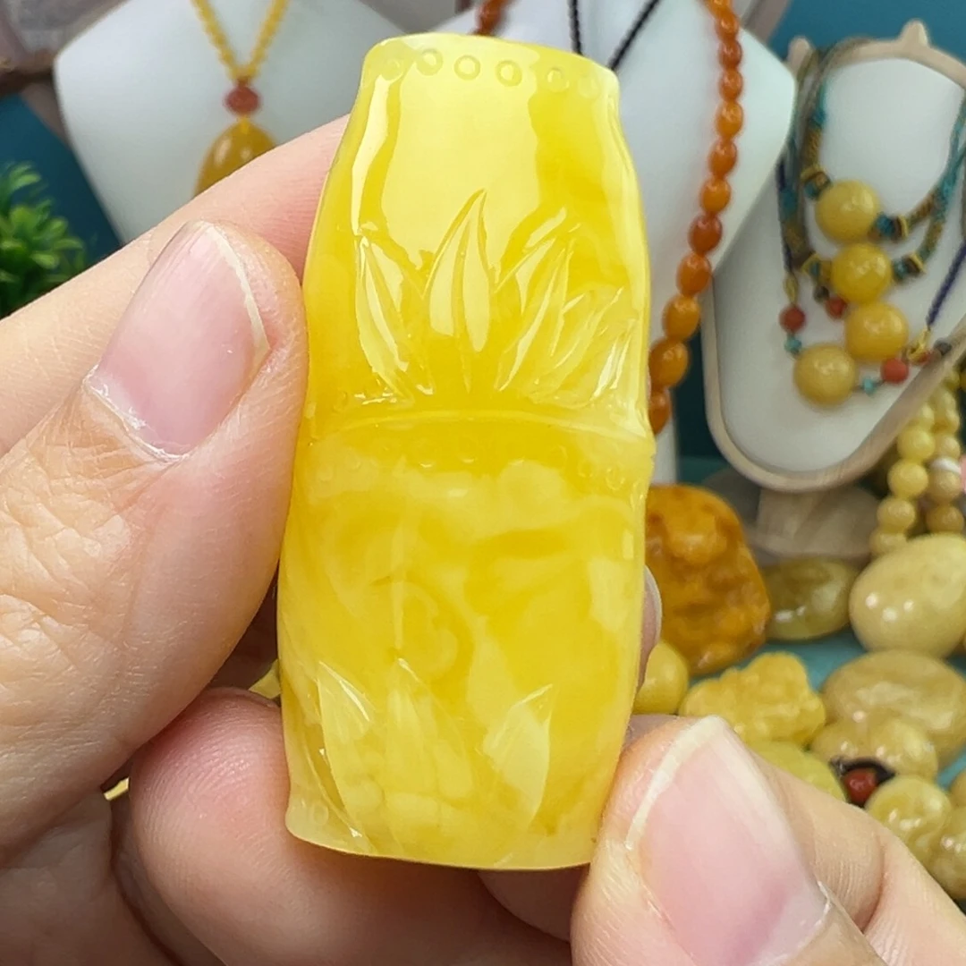 蜜蜡吊坠(不含链)未镶嵌