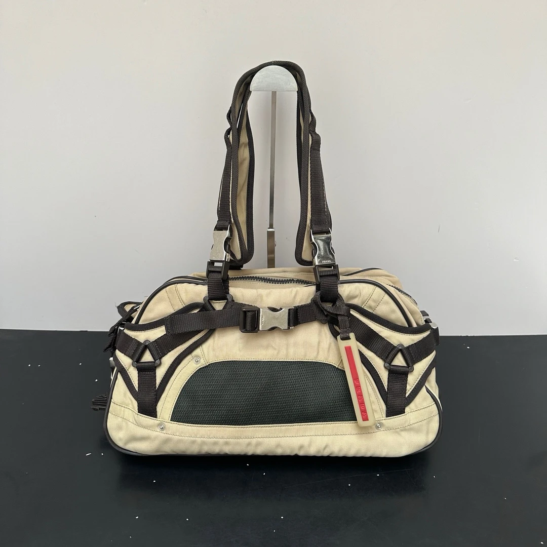 95新 Prada/普拉达 Prada卡其黑拼单肩包