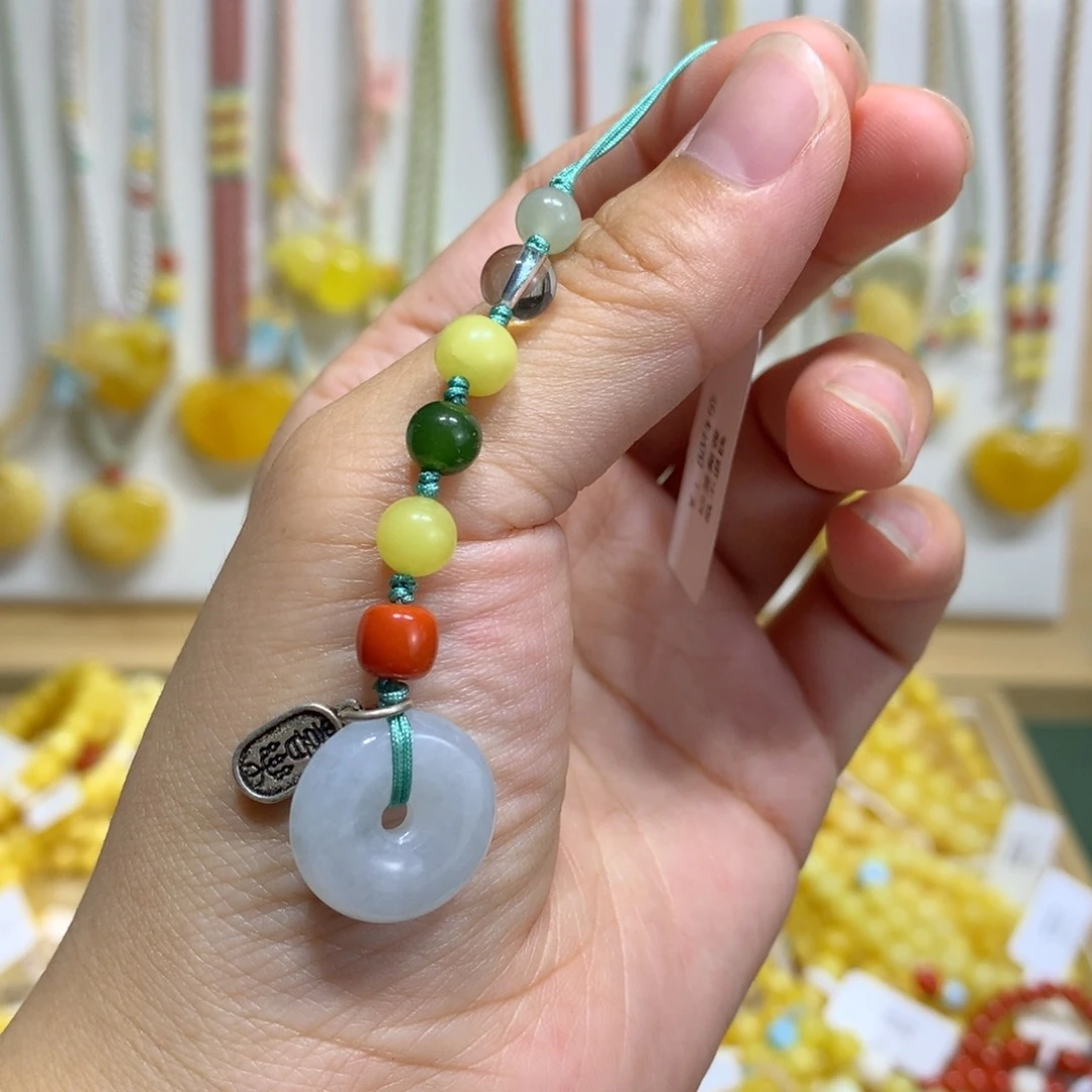 未镶嵌琥珀裸石特价挂件