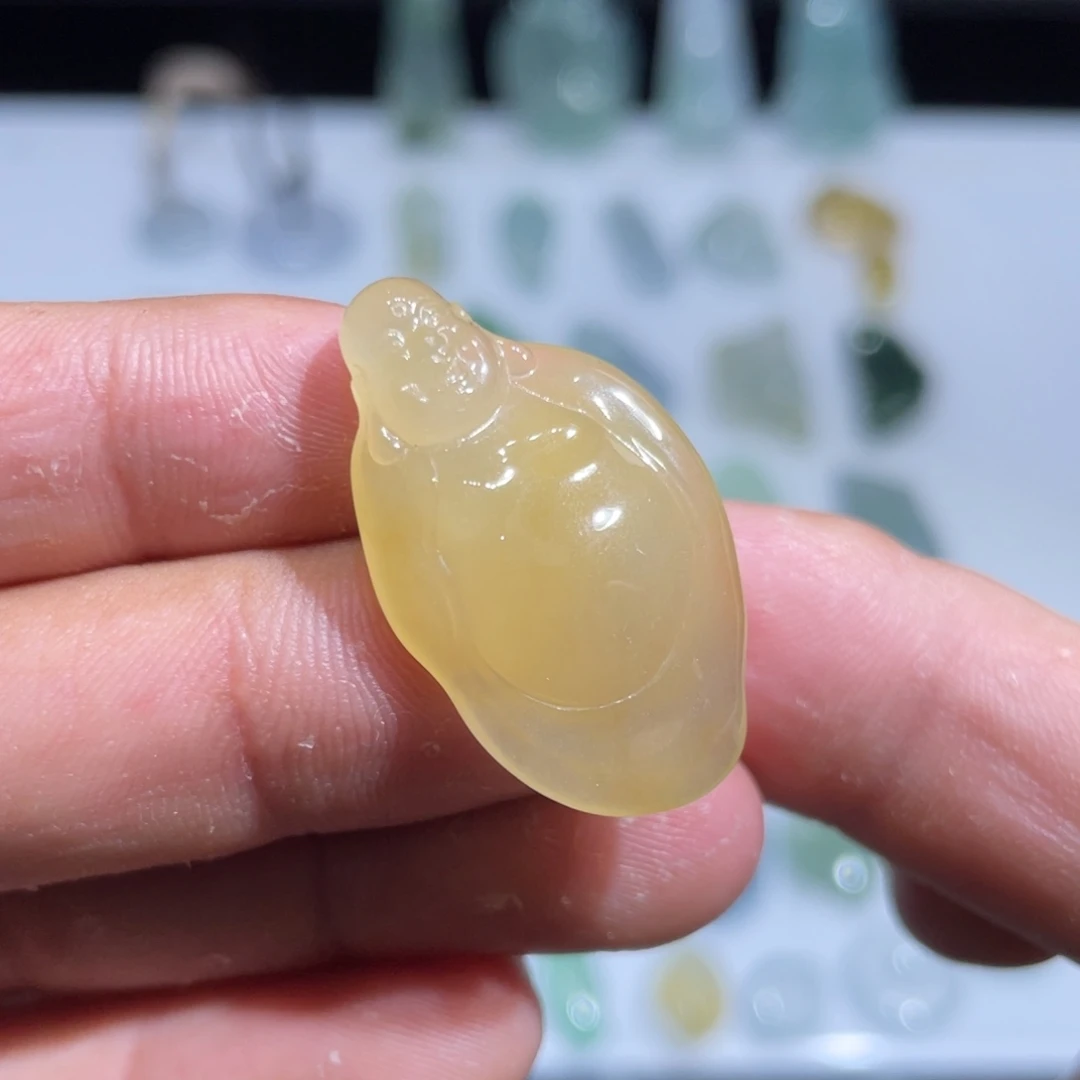 颈饰未镶嵌翡翠逍遥佛