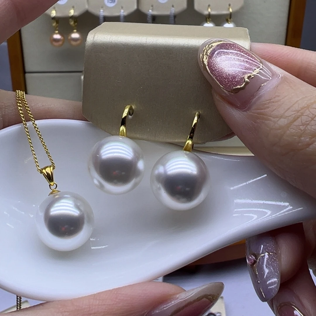 吊坠(赠链)18K金镶嵌淡水珍珠