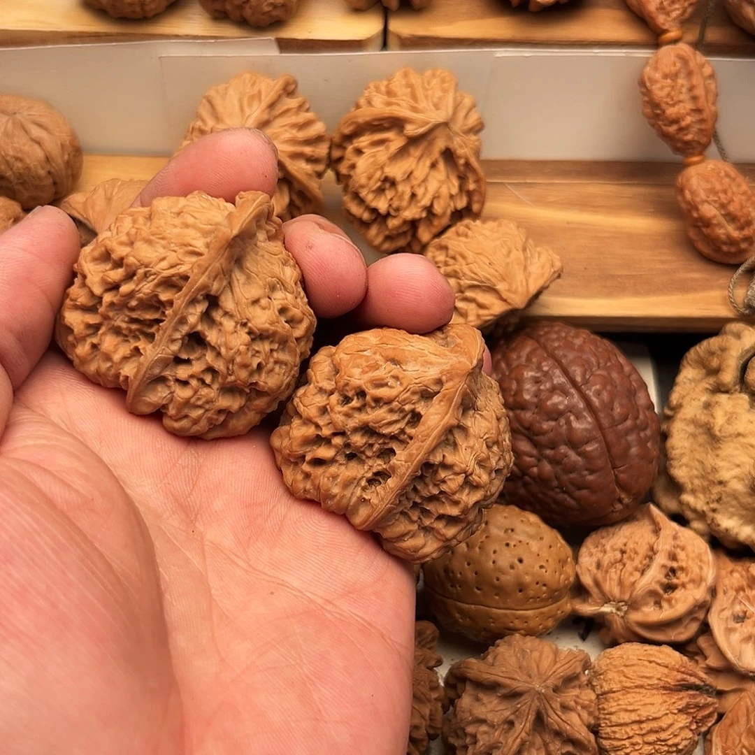 十***人文玩核桃吊坠做啥呢