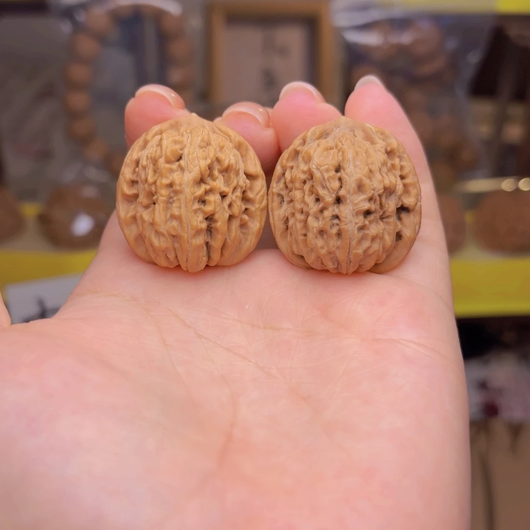 四座楼小手捻三十尺