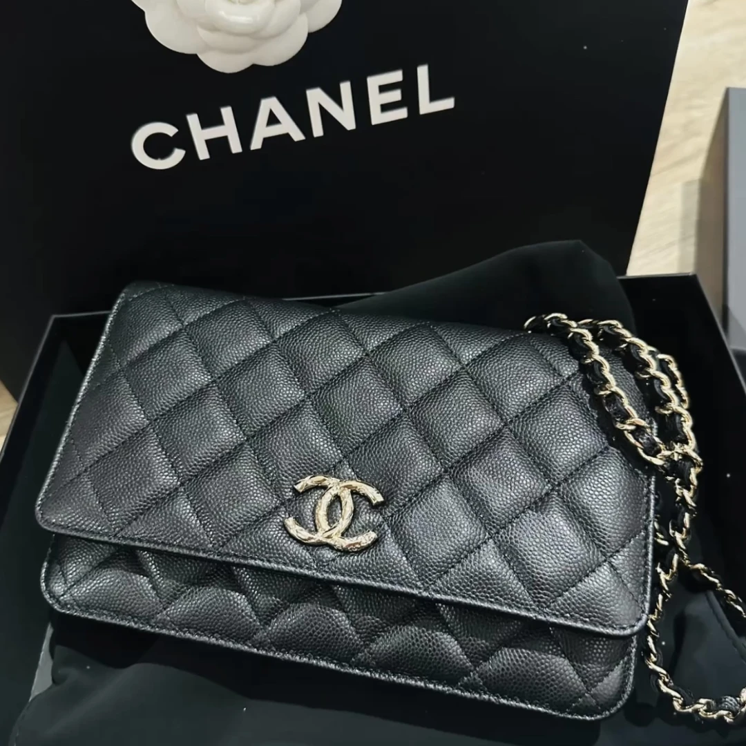 95新 Chanel/香奈儿  青奢荟/黑金牛牛24S woc斜挎包/67895