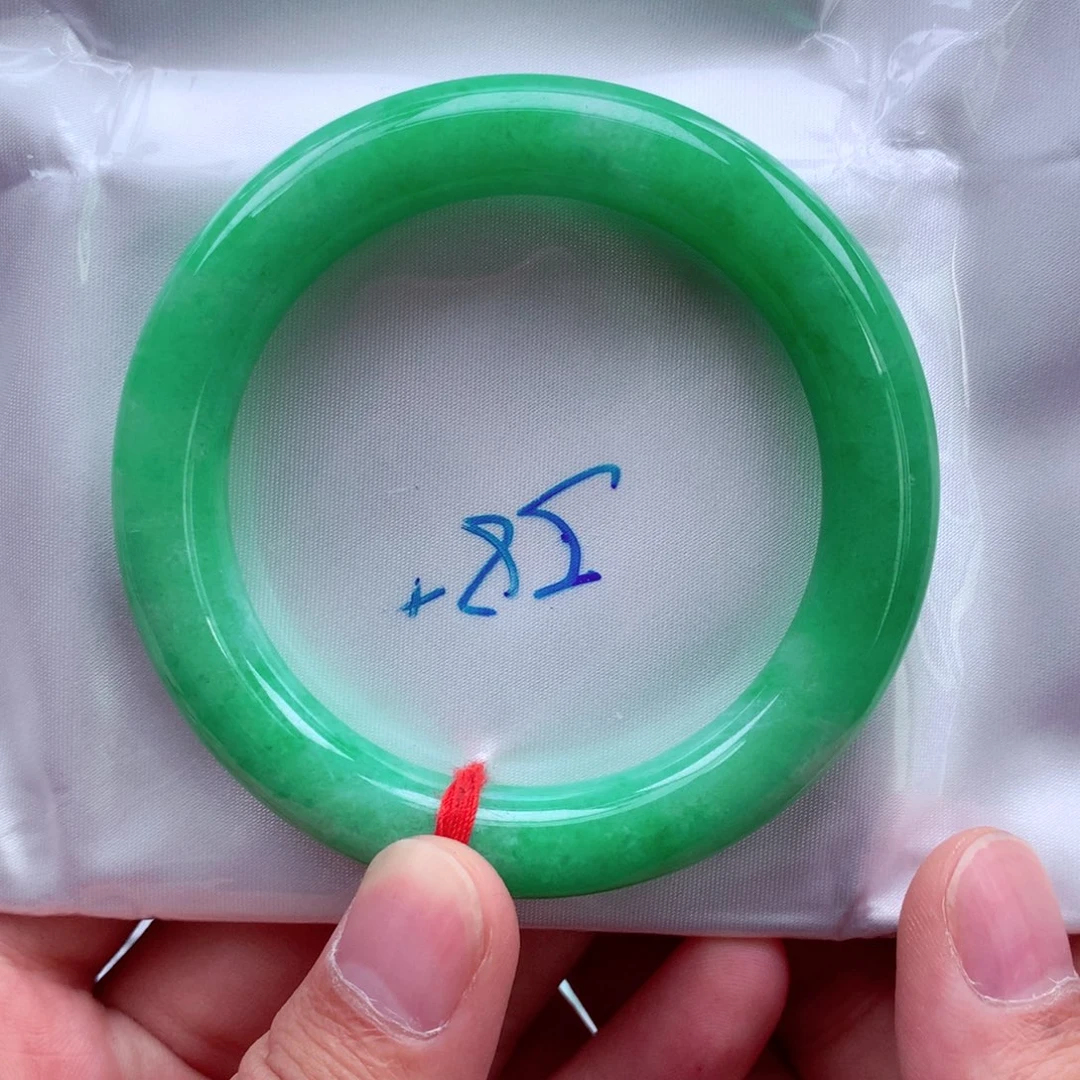 翡翠未镶嵌手镯翡翠