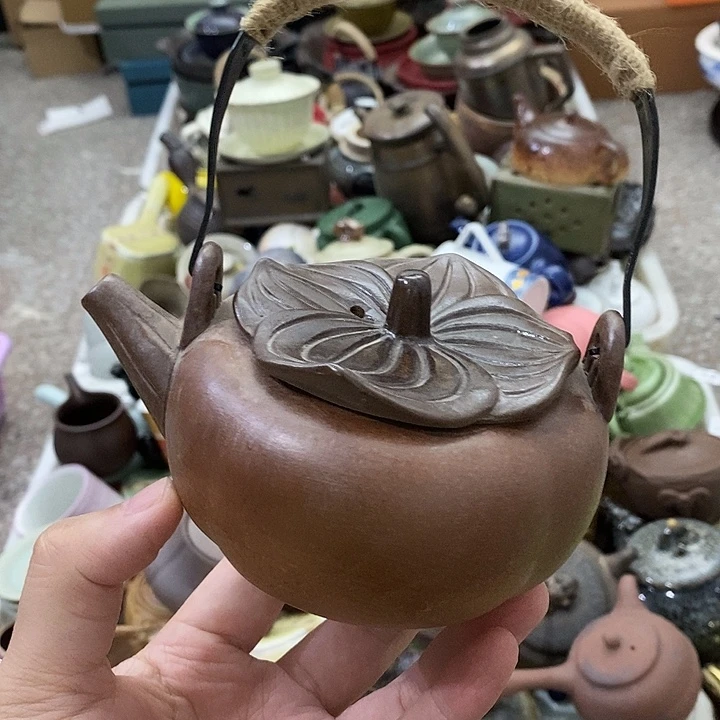 陶瓷艺术品及陶瓷壶壶