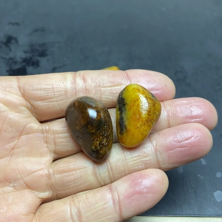 王***1和田玉（糖玉）未镶嵌珠宝奇石