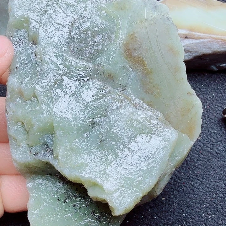 未镶嵌和田玉（糖玉）珠宝半成品