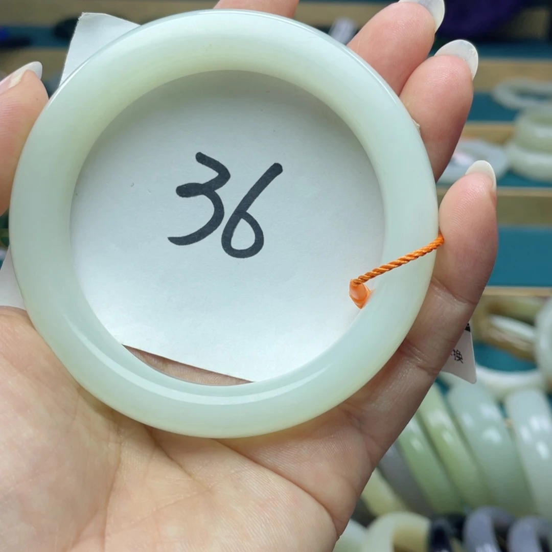 未镶嵌手镯和田玉圈口60