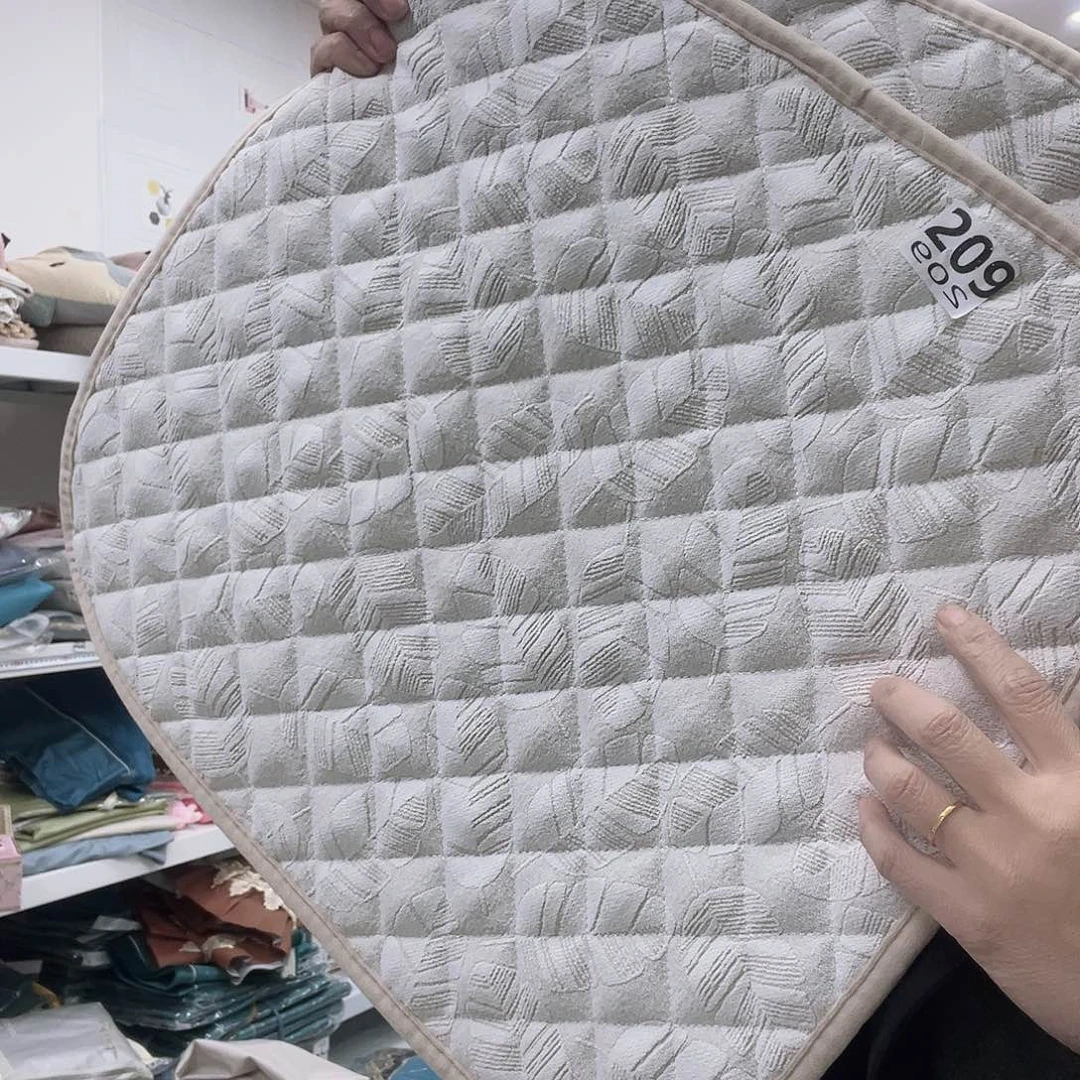 皮革快乐大本营在这里是什么