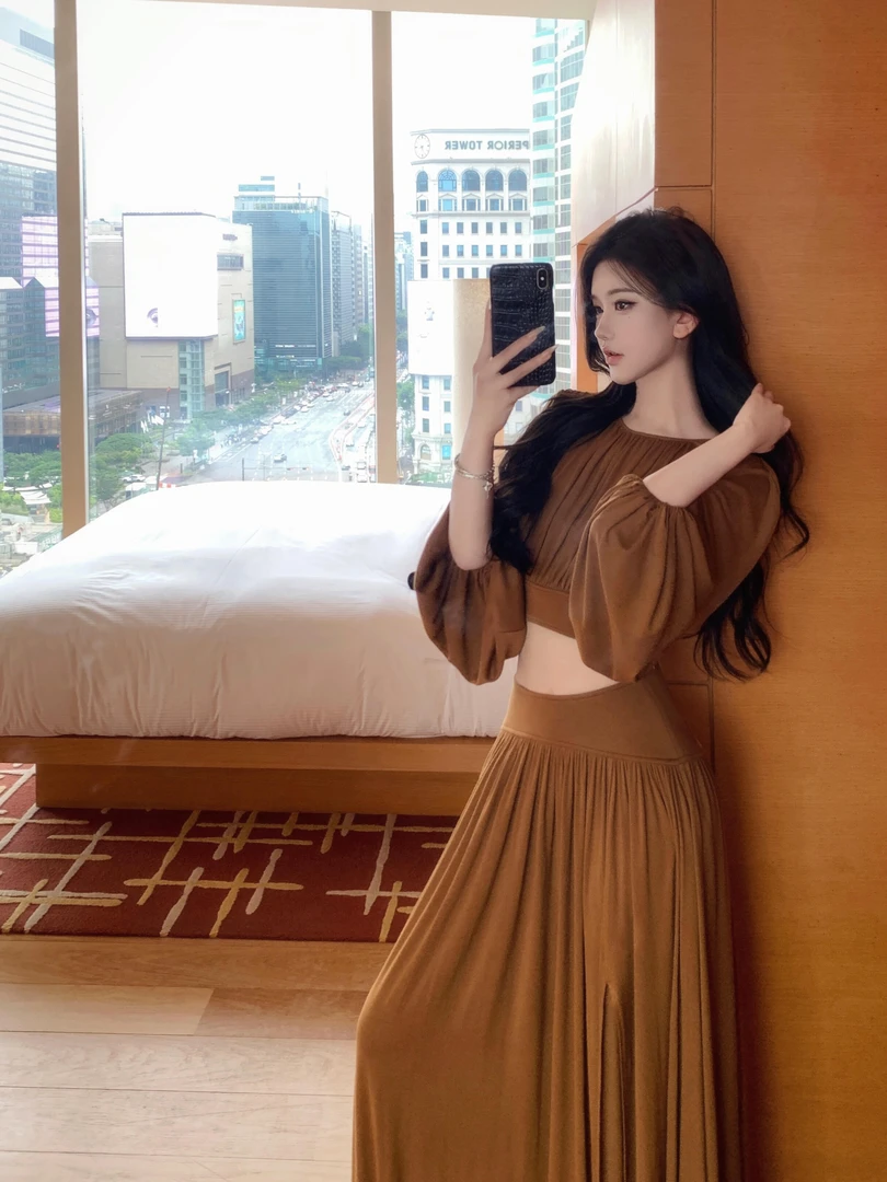 轻奢时尚2025年女神气质圆领蝙蝠袖上衣女夏季新款显瘦半身裙套装