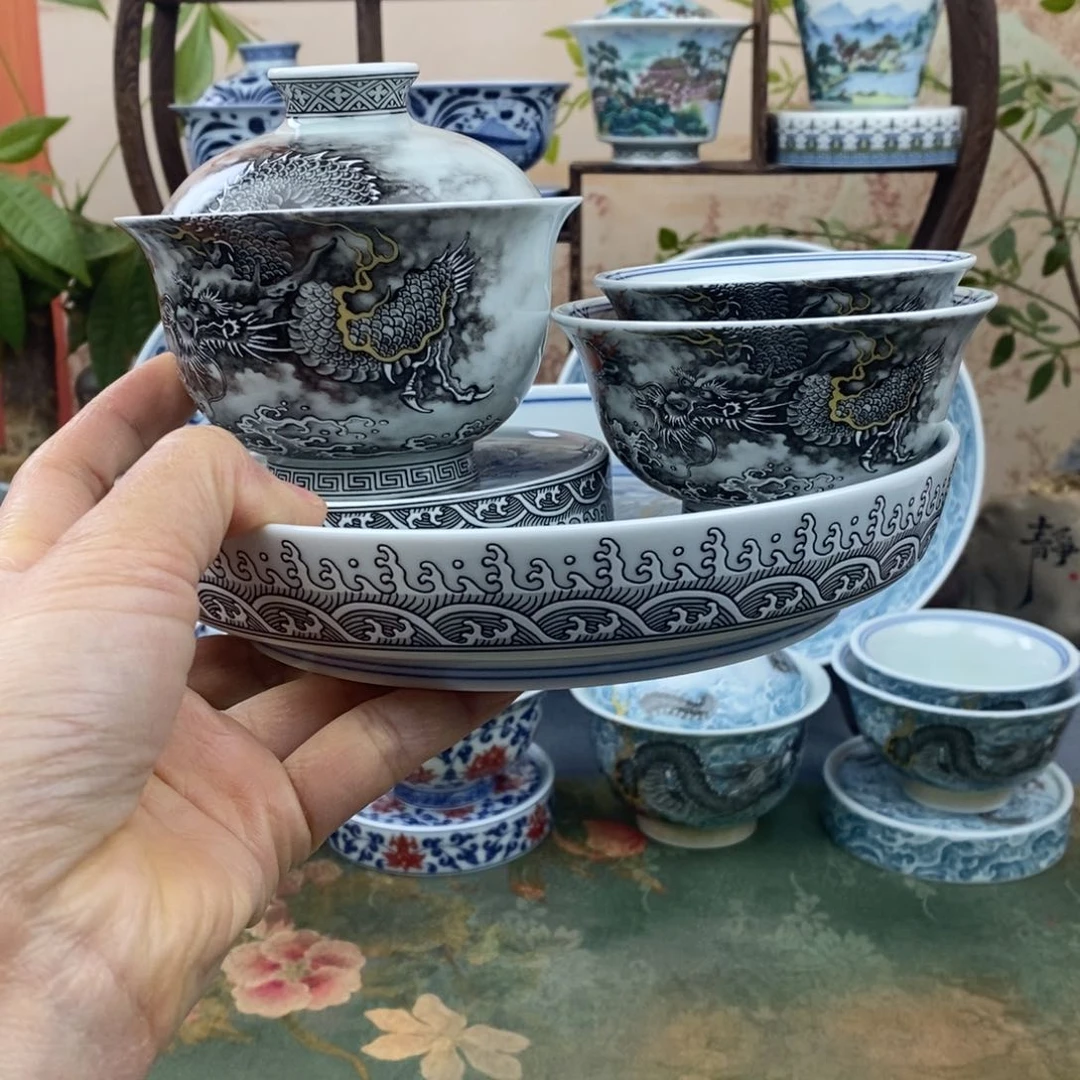 玥*景德镇陶瓷学院副院长兼