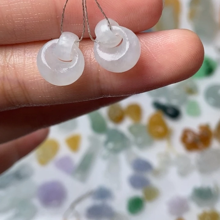 定制翡翠未镶嵌耳饰