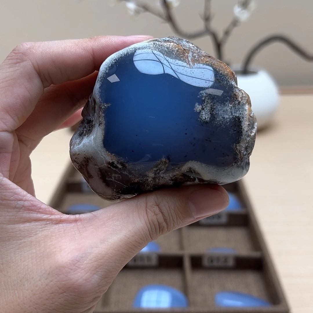 未镶嵌玛瑙/玉髓珠宝奇石文**人