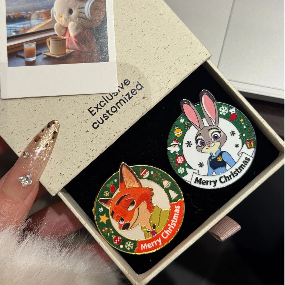 合金胸针 合金胸针疯狂动物城2圣诞金属胸针尼克朱迪高颜值装饰品