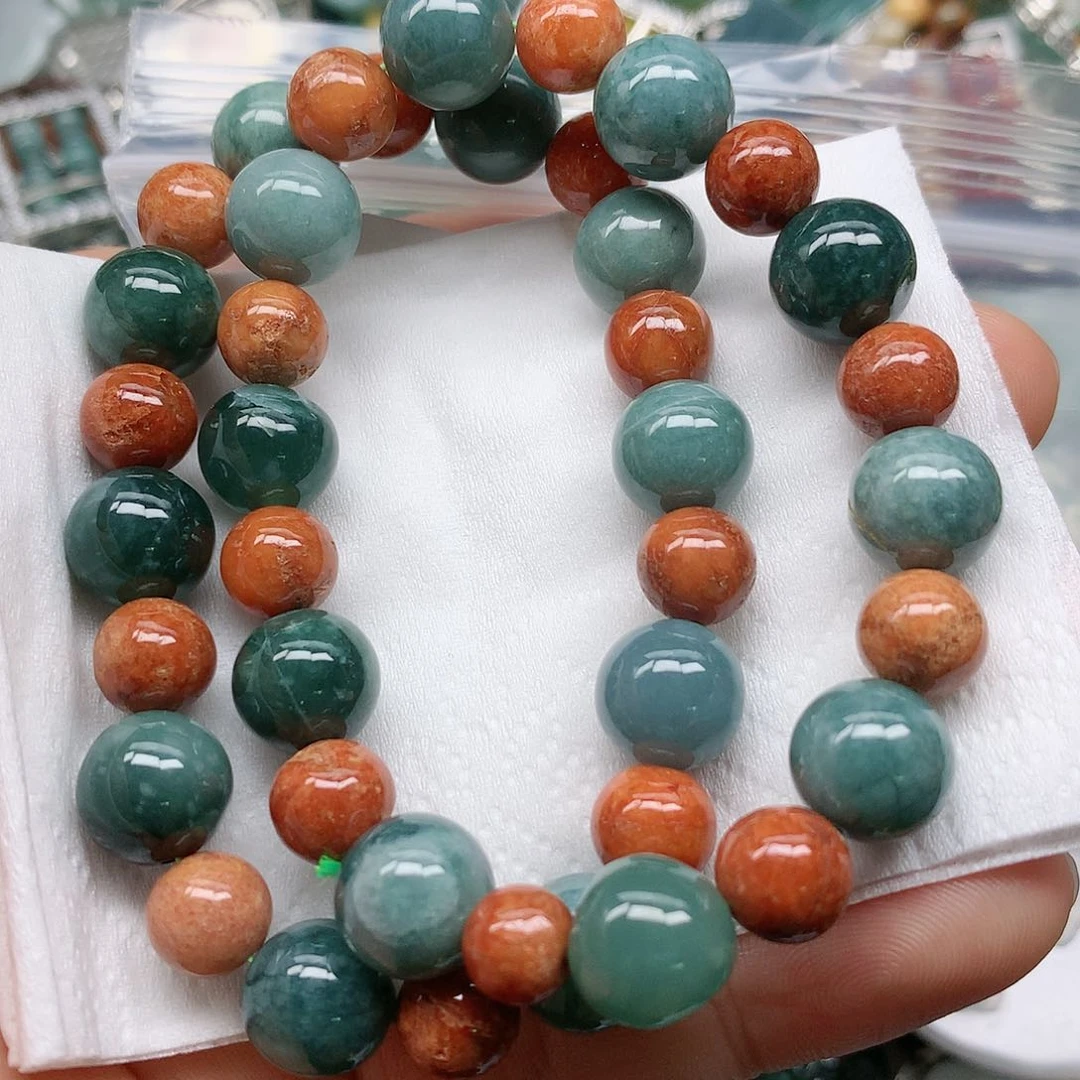 翡翠颈饰未镶嵌手串