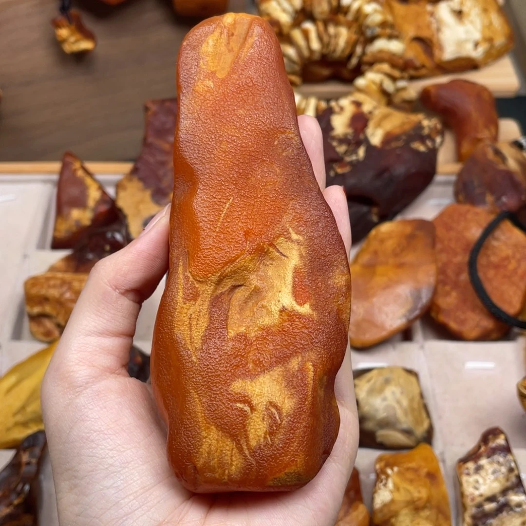 琥珀未镶嵌珠宝奇石