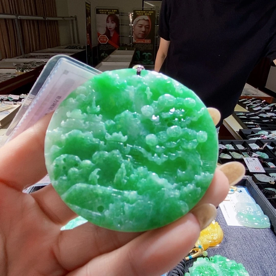 颈饰未镶嵌翡翠翡翠