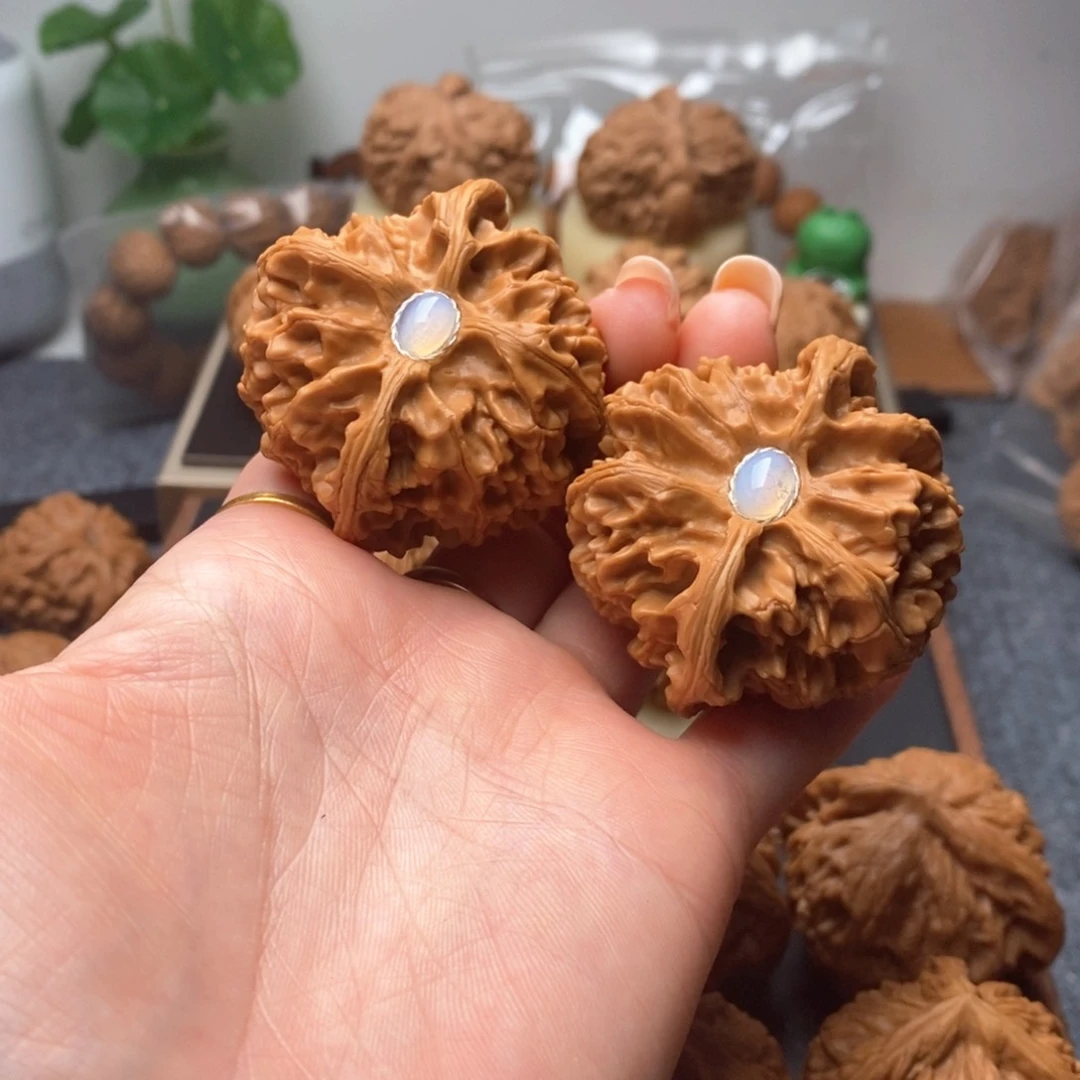 文玩核桃吊坠苹果47