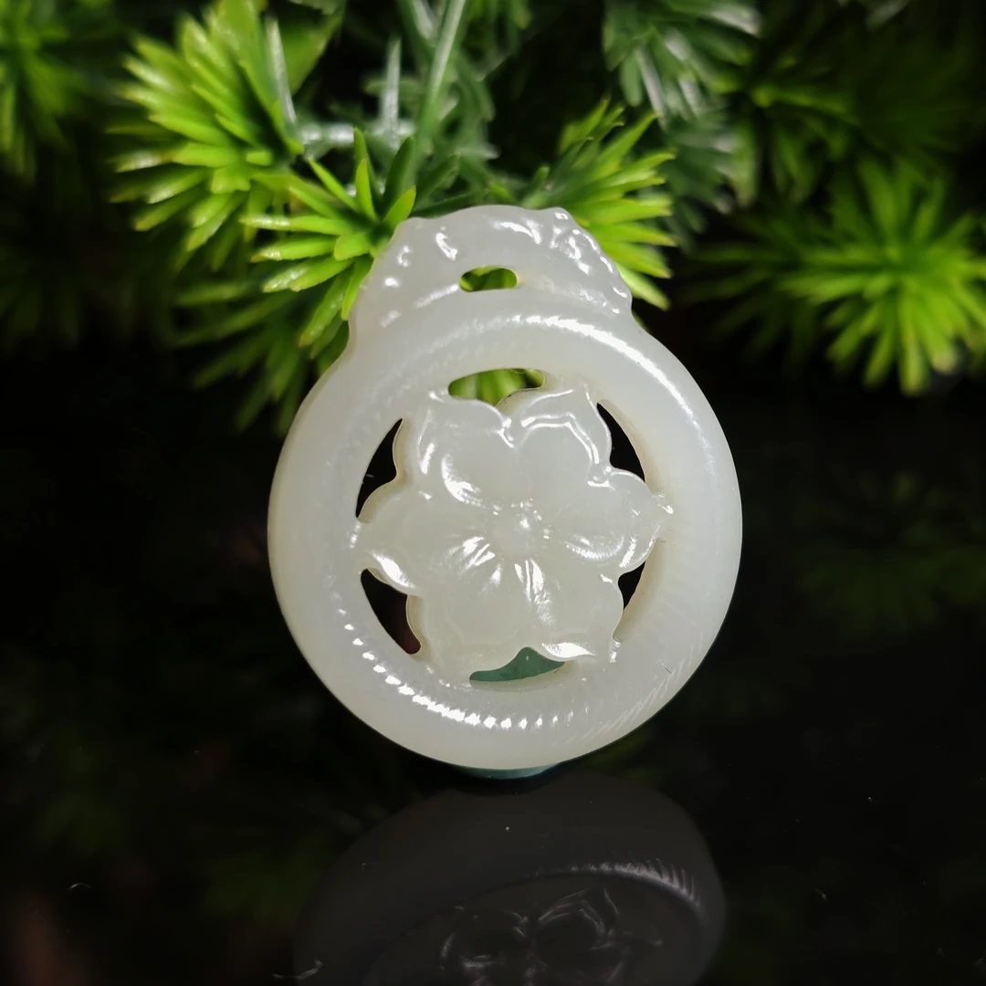 lot6003 花莲 和田玉晴水 30.1*25.9*7mm 8.5g