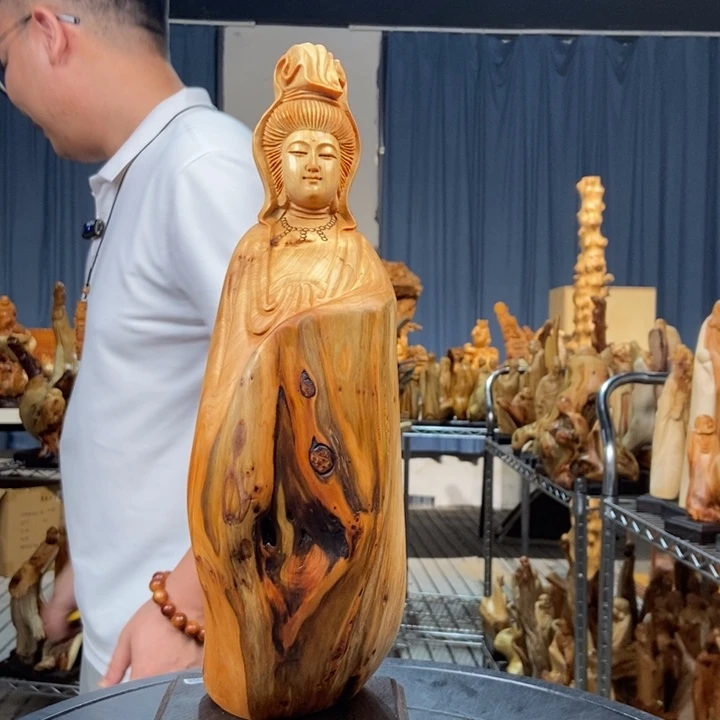柏木（崖柏）随型摆件