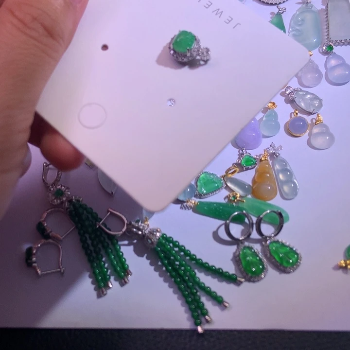 翡翠未镶嵌挂件1111112