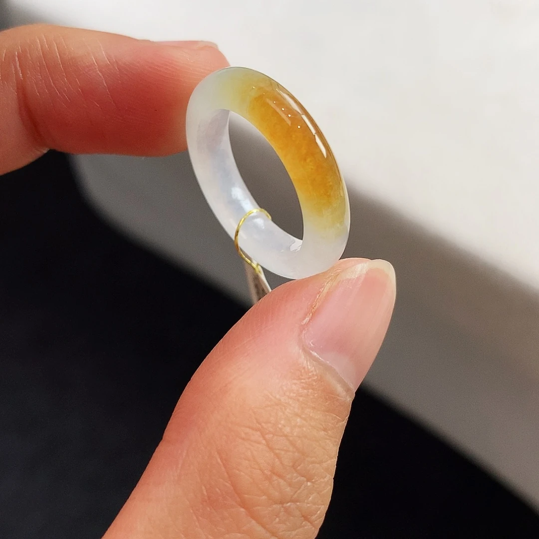 翡翠未镶嵌戒指12号