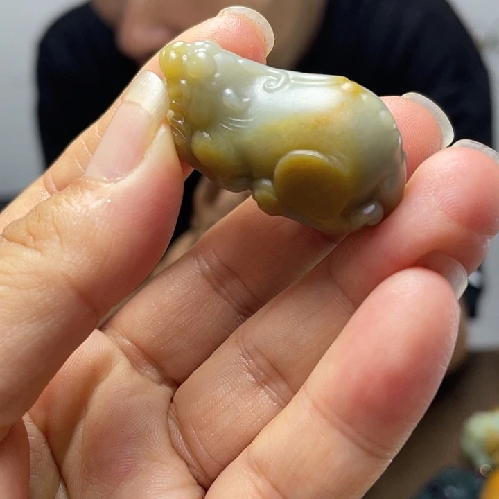 未镶嵌和田玉把件