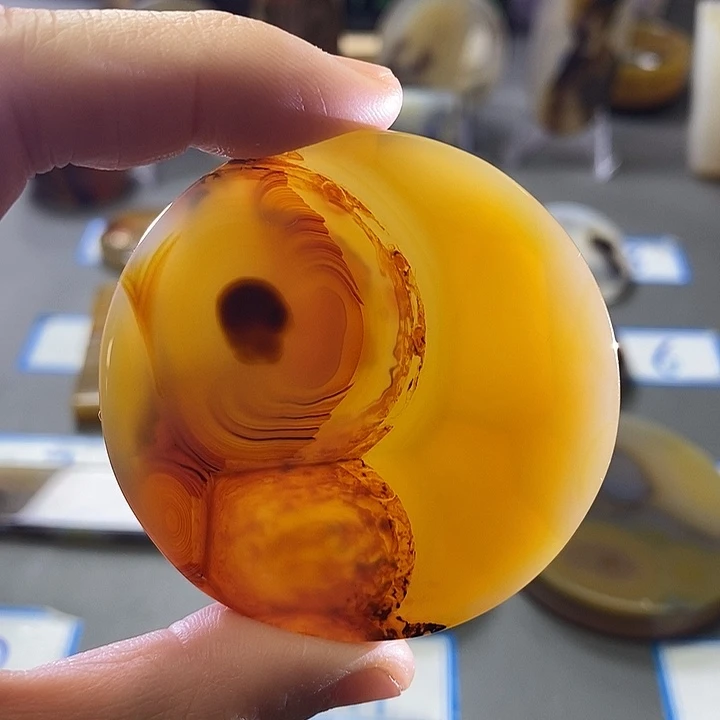 玛瑙/玉髓未镶嵌珠宝半成品56