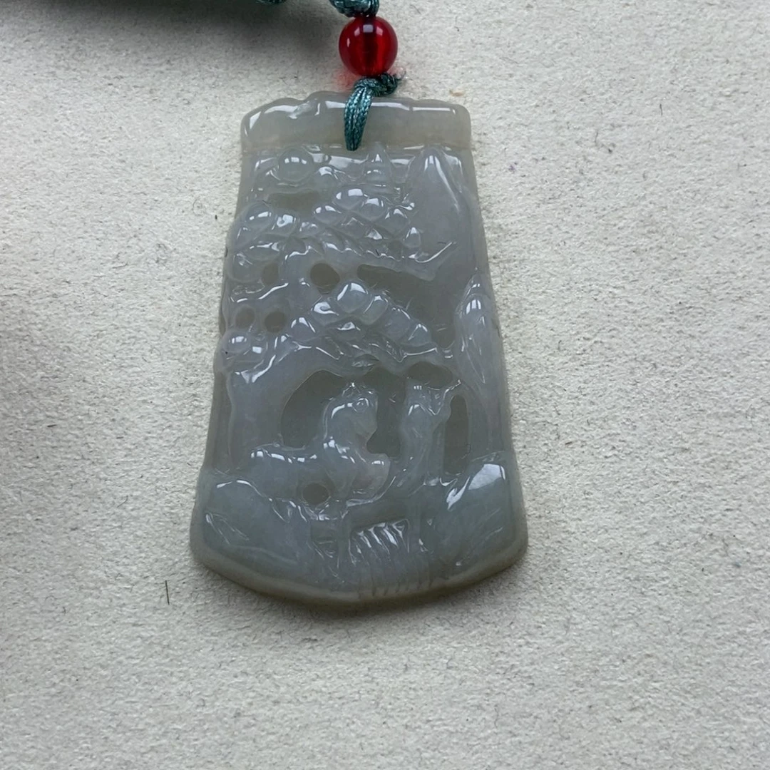 翡翠未镶嵌颈饰山水牌