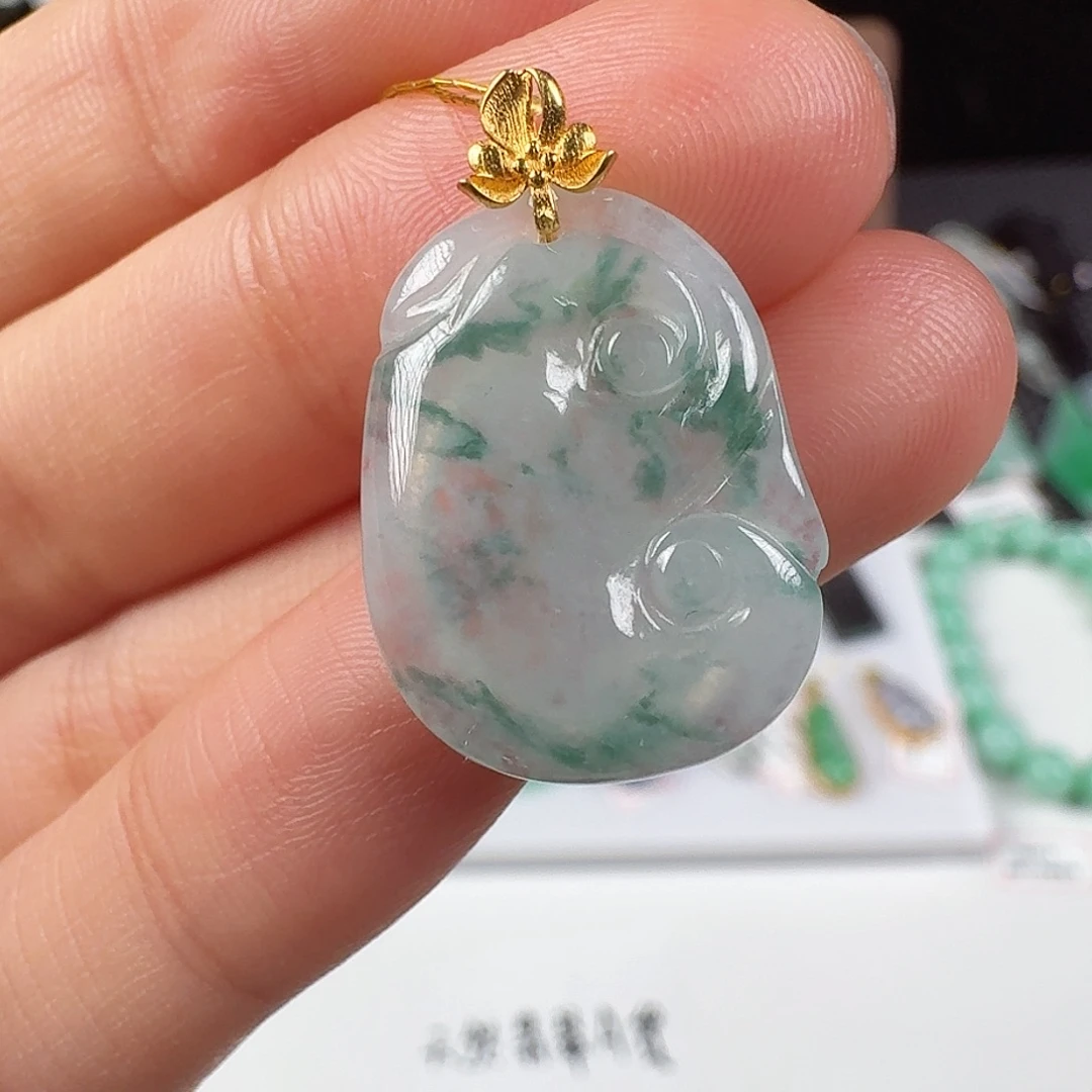 翡翠18K金镶嵌颈饰