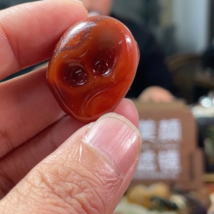 颈饰未镶嵌南红玛瑙