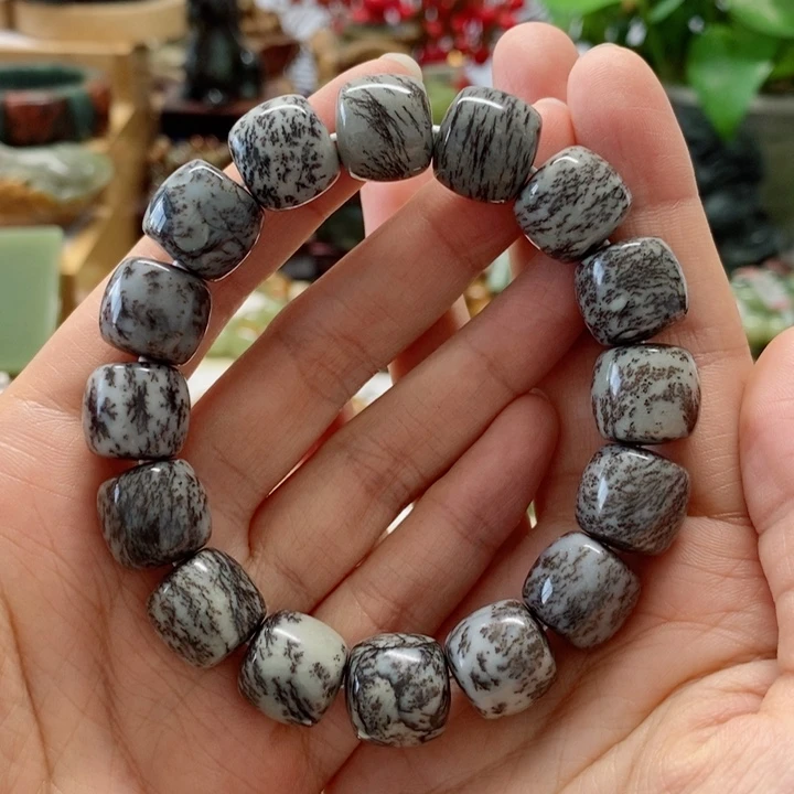 手串未镶嵌透闪石质玉