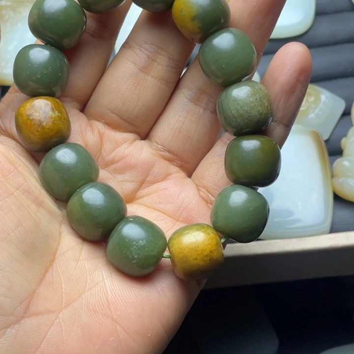 未镶嵌和田玉珠宝半成品