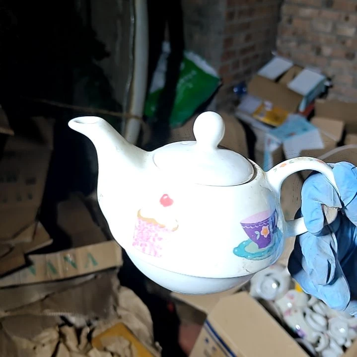 摆件陶瓷盘子碗啥都有