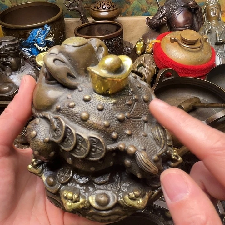 精美铜器批发档口