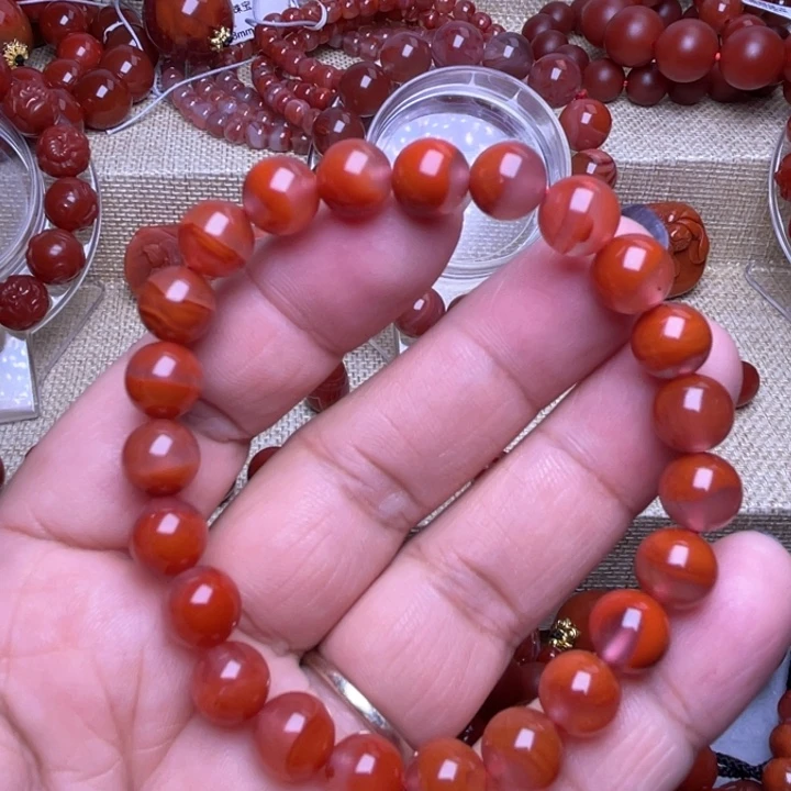 南红玛瑙未镶嵌颈饰半山水8．8 M