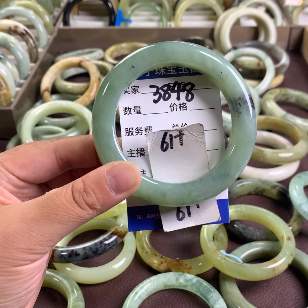 未镶嵌蛇纹石玉手镯3848