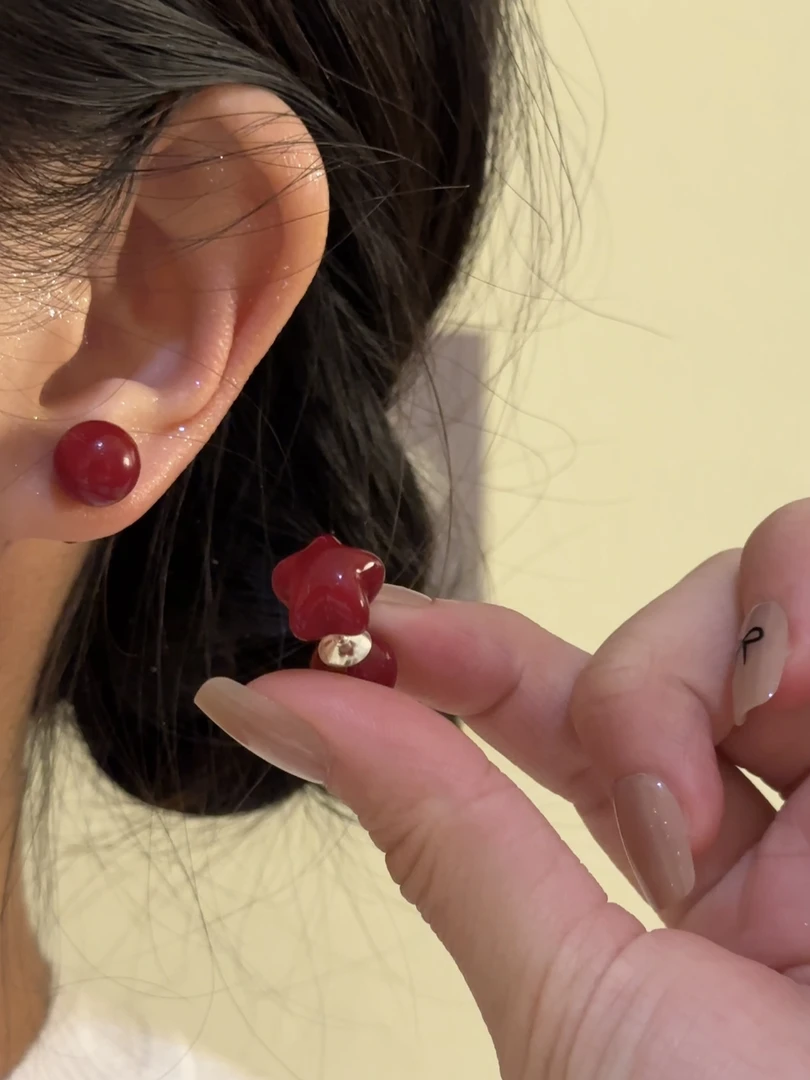 合金耳饰 秋冬新款安可拉红豆星星两戴耳钉气质时尚设计高级百搭